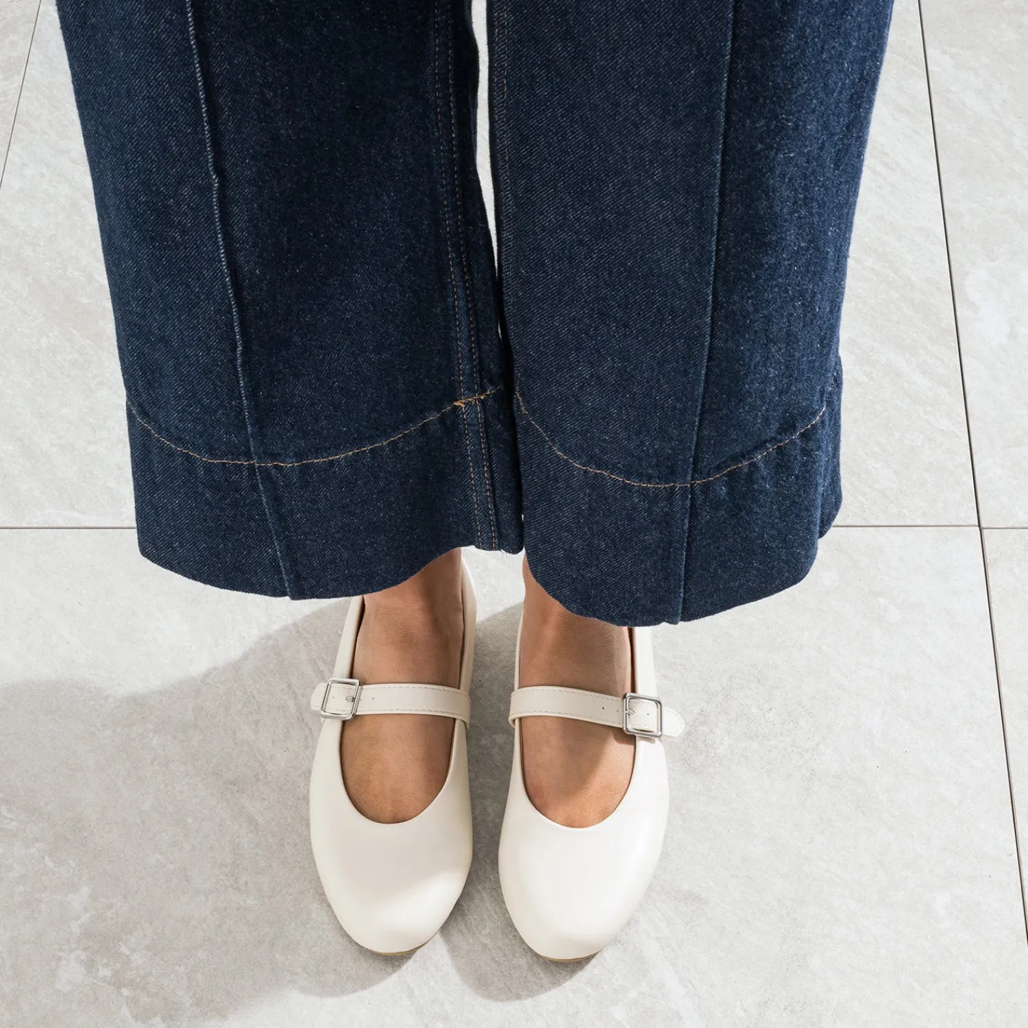 Eram Ballerines^Babies écru à bride ECRU