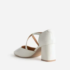 Eram Escarpins^Babies écru vernie brides croisées BEIGE