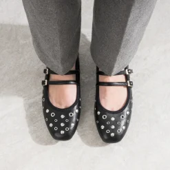 Eram Ballerines^Babies es décor œillets et clous NOIR
