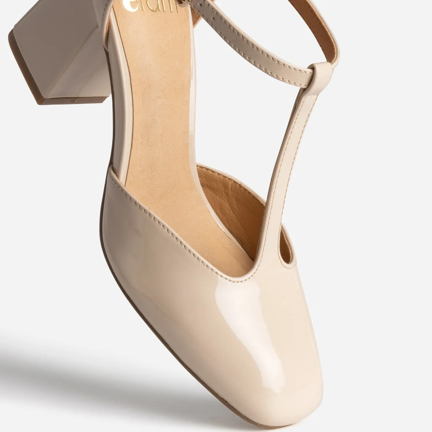 Eram Escarpins^Babies salomé vernie à talon BEIGE