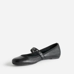 Eram Ballerines^Ballerine e en cuir avec bride à œillet NOIR
