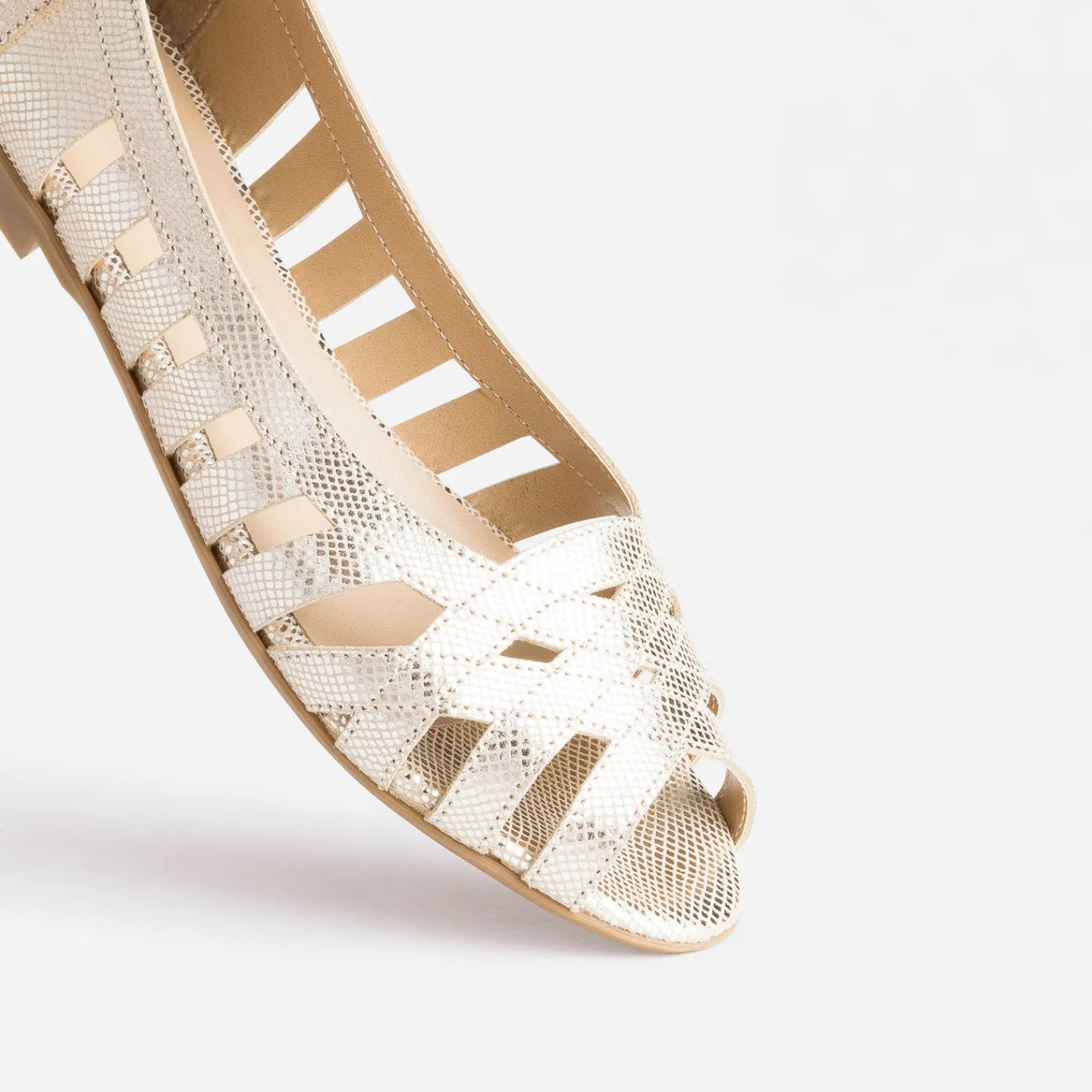 Eram Ballerines^Ballerine open-toe en cuir effet python OR