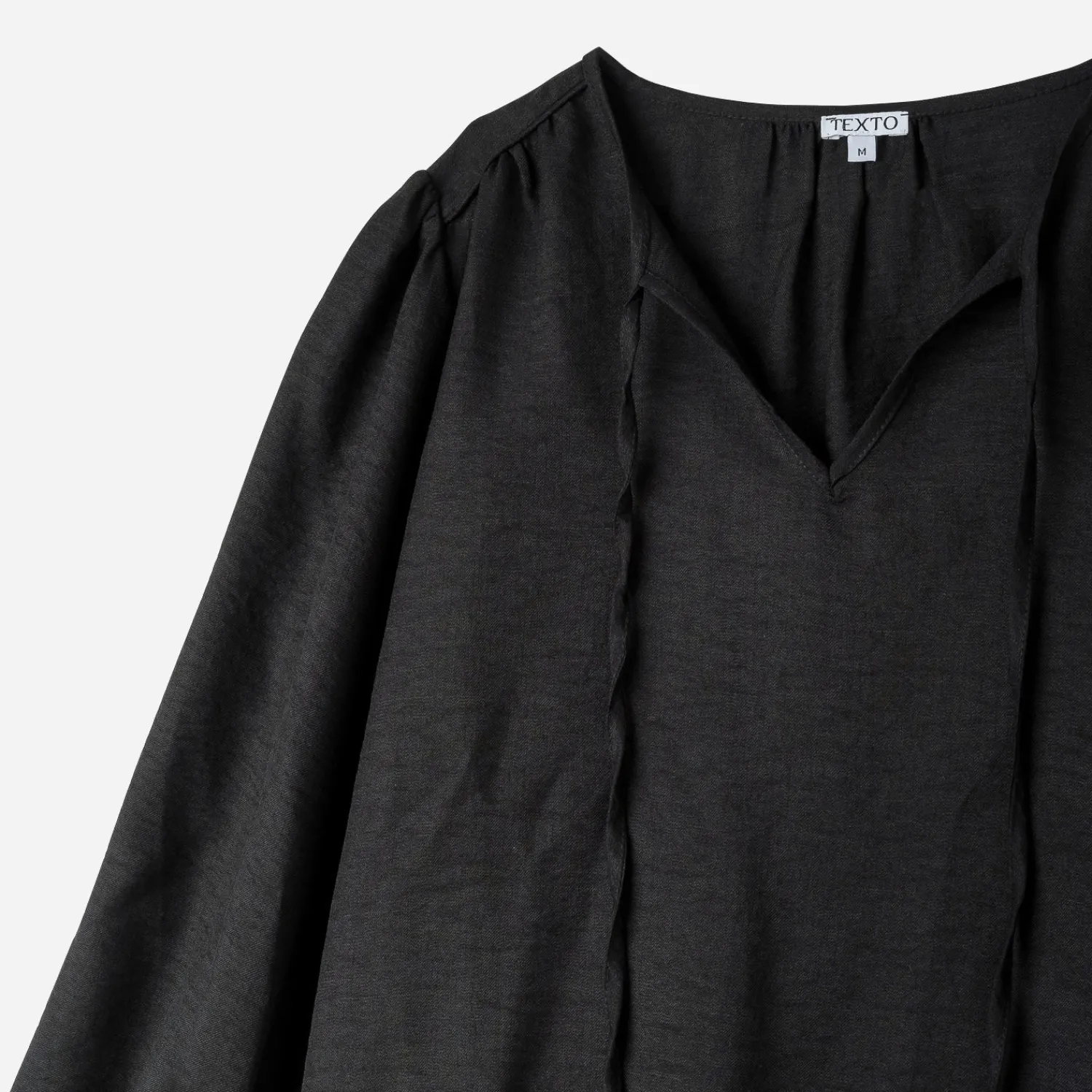 Texto Chemises & Blouses^Blouse e NOIR