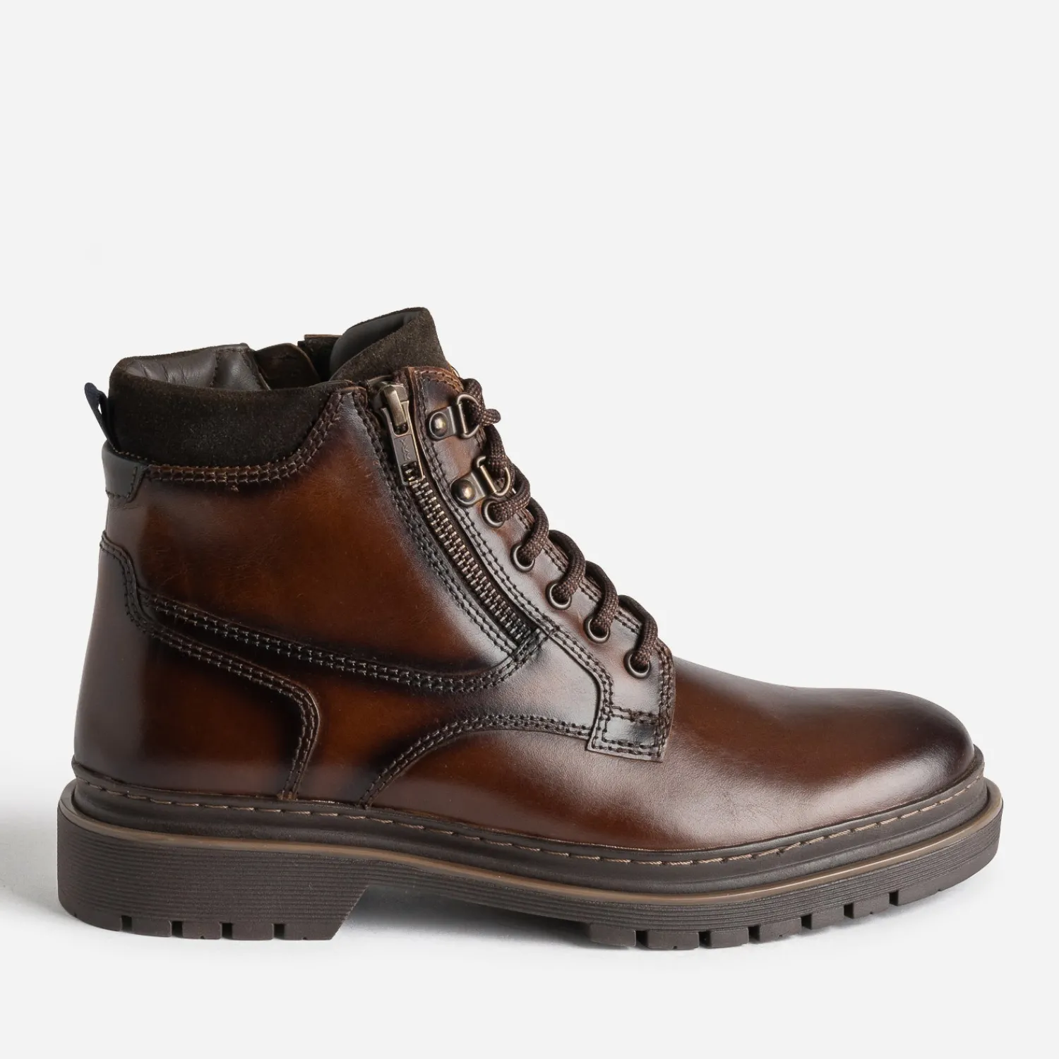 Eram Boots^Boots à lacet marron en cuir semelle crantée COGNAC