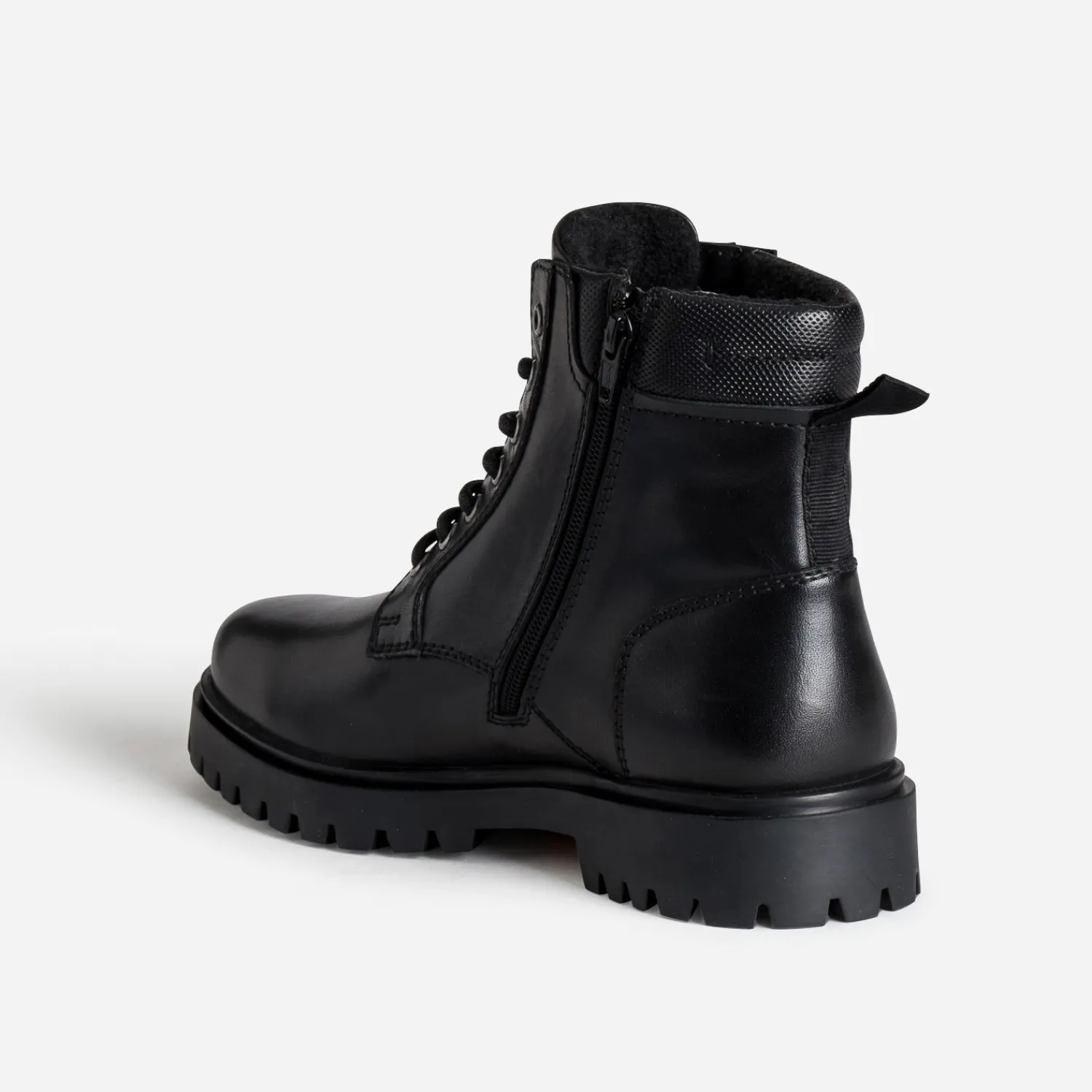 Eram Boots^Boots à lacet cranté en cuir NOIR