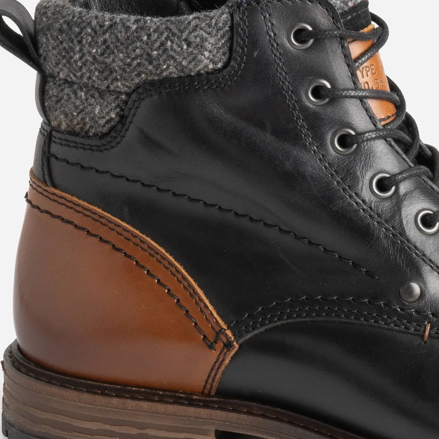 Eram Boots^Boots à lacet et cognac en cuir NOIR