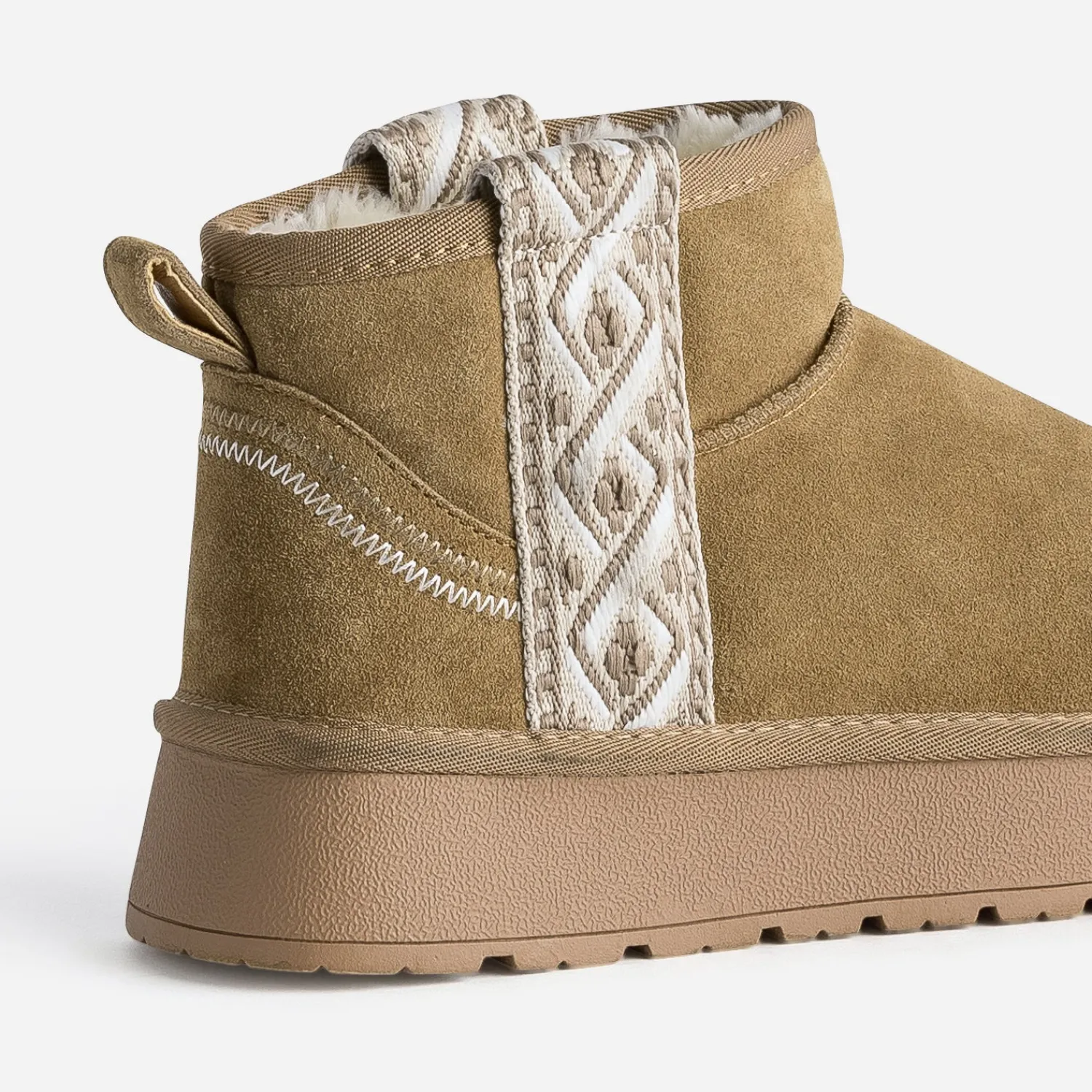Eram Chaussons^Boots cuir velours fourré à plateforme CAMEL