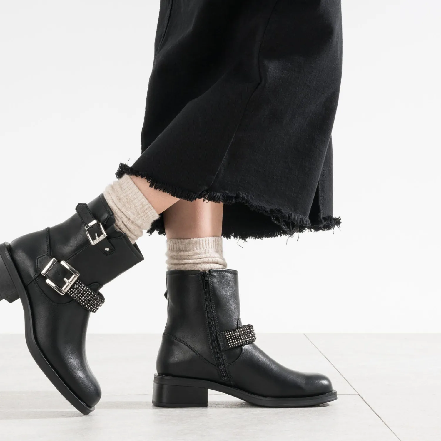 Texto Boots^Boots motard bride décor strass NOIR