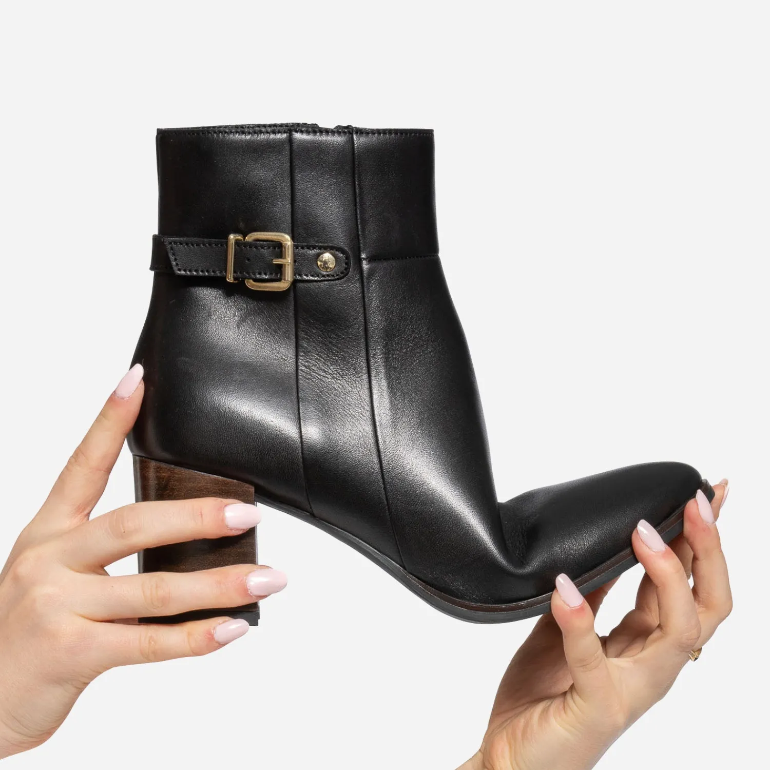 Eram Boots^Boots éco-conçu en cuir avec bride NOIR
