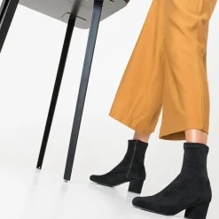 Eram Boots^Boots éco-conçu en textile suédé NOIR