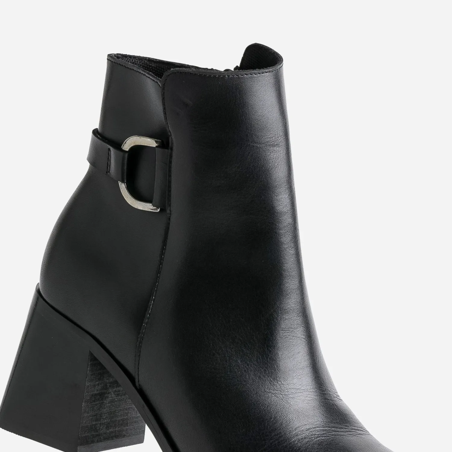 Eram Boots^Boots en cuir éco-conçu avec anneau en D NOIR