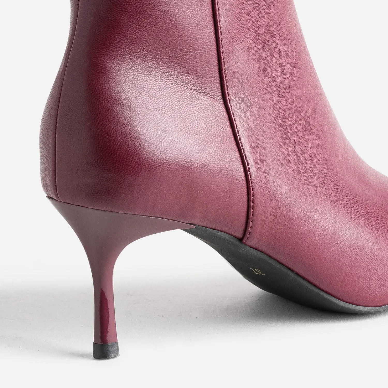 Texto Boots^Boots pointu à talon aiguille BORDEAUX
