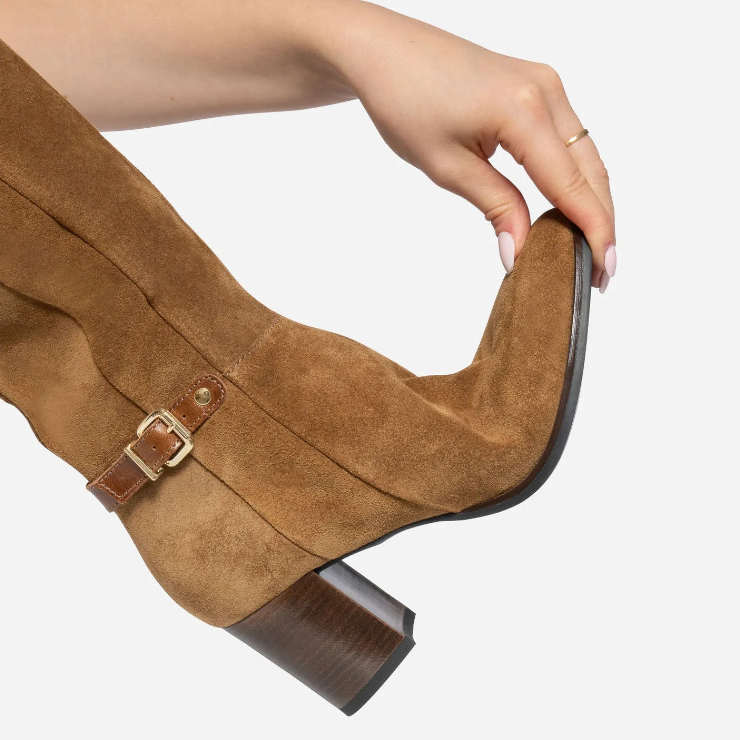 Eram Bottes^Botte marron clair en cuir velours CAMEL