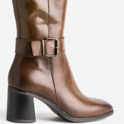Eram Bottes^Botte en cuir à talon MARRON