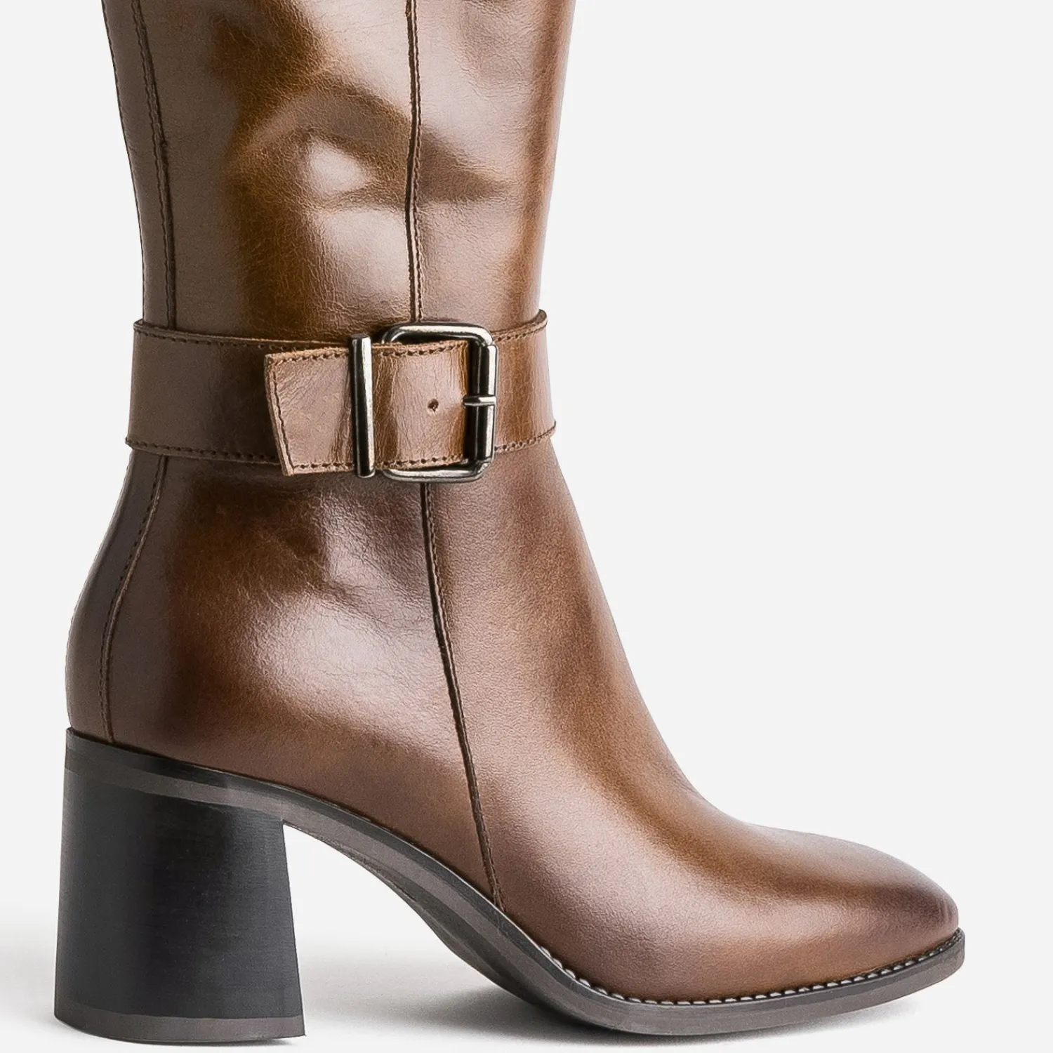 Eram Bottes^Botte en cuir à talon MARRON
