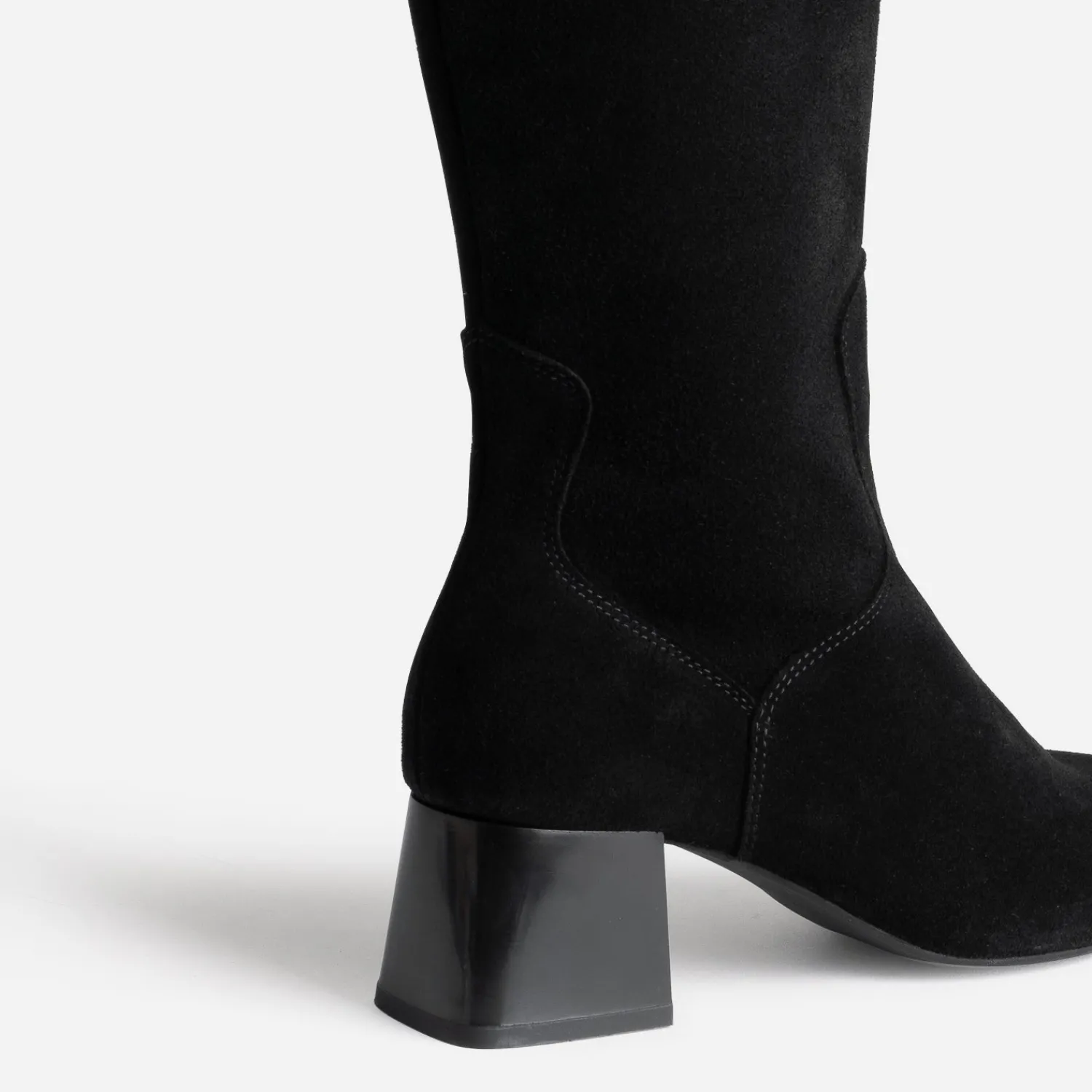 Eram Bottes^Botte e cuir velours souple NOIR