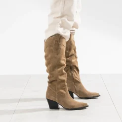 Texto Bottes^Botte santiag beige cuir velours TAUPE