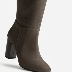 Eram Bottes^Botte taupe cuir velours MARRON