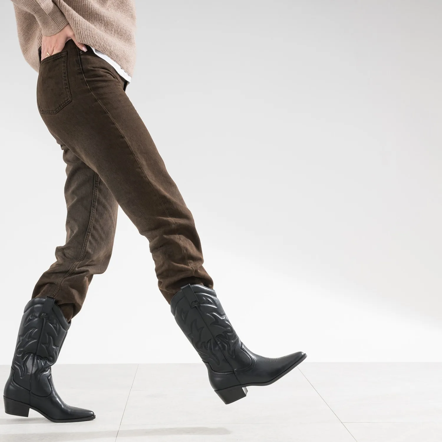 Texto Bottes^Botte e esprit santiag NOIR