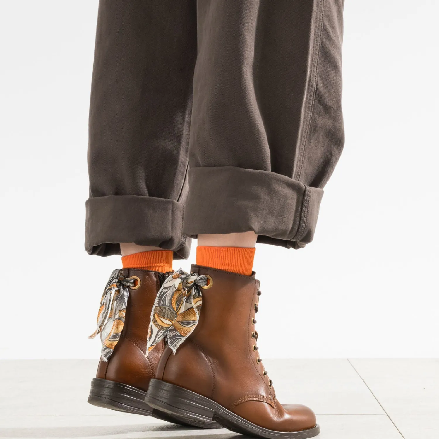 Eram Boots^Bottine camel cuir détail ruban MARRON
