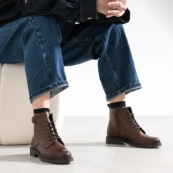 Eram Boots^Bottine cuir détails perforés COGNAC