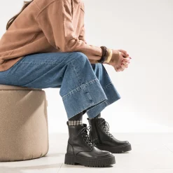 Texto Boots^Bottine e en cuir à semelle plateforme NOIR
