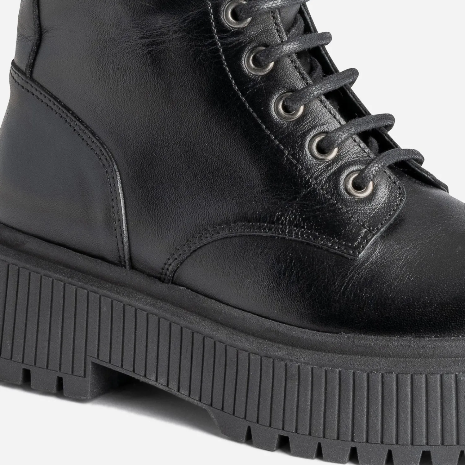 Texto Boots^Bottine e en cuir à semelle plateforme NOIR