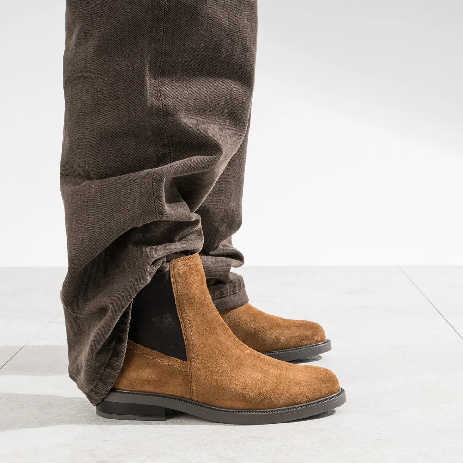 Eram Boots^Chelsea boots cuir velours CAMEL