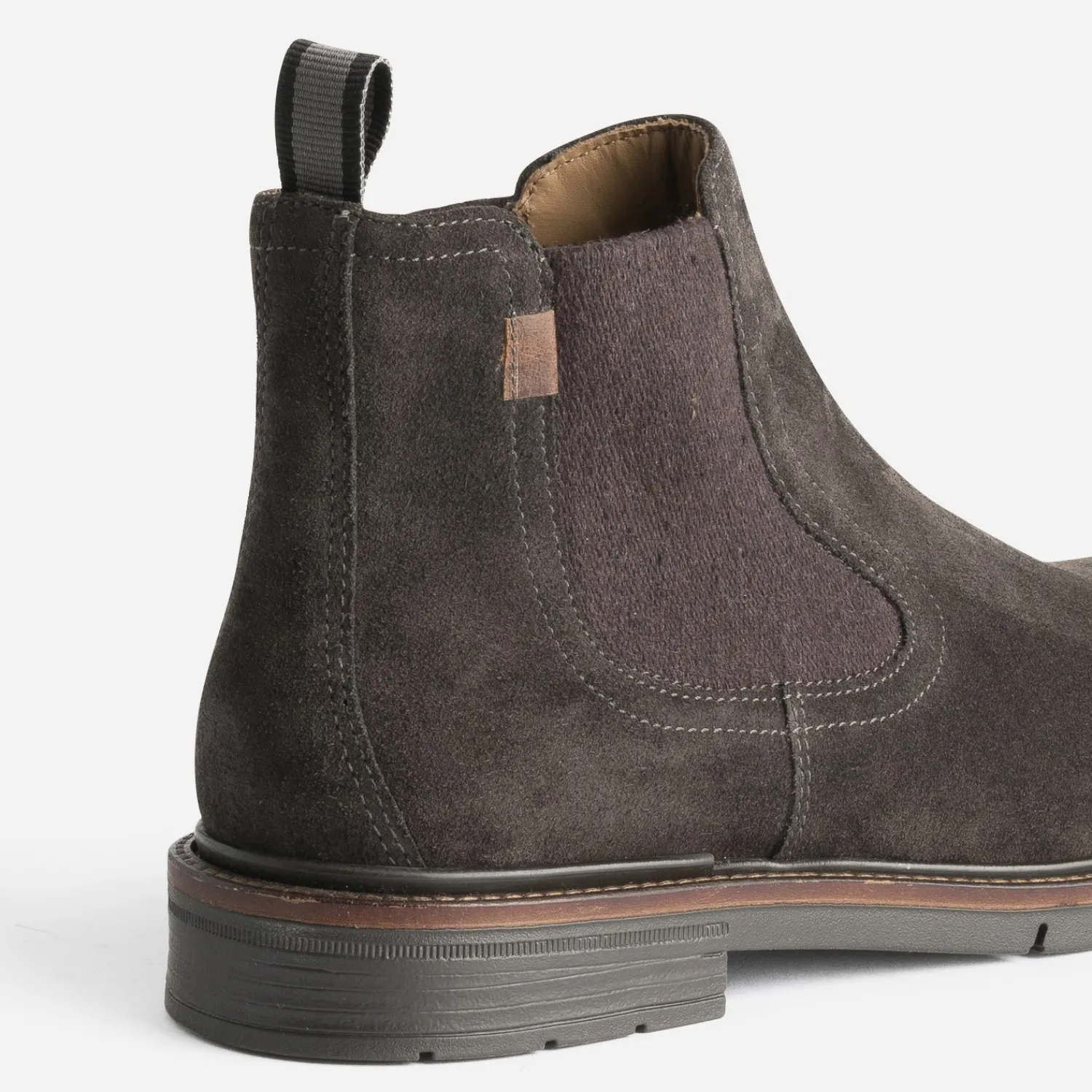 Eram Boots^Chelsea boots foncé en cuir velours MARRON