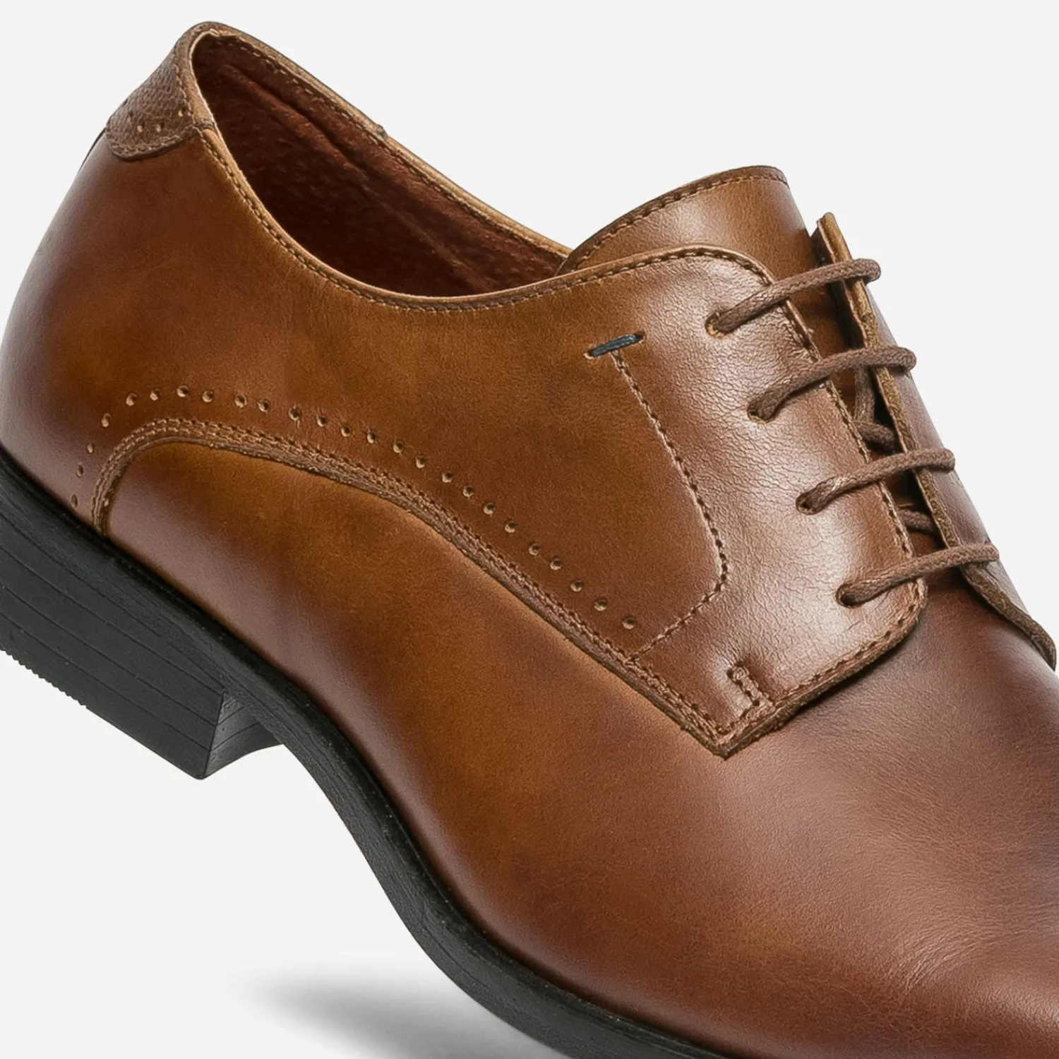 Eram Chaussures De Ville^Derby en cuir COGNAC