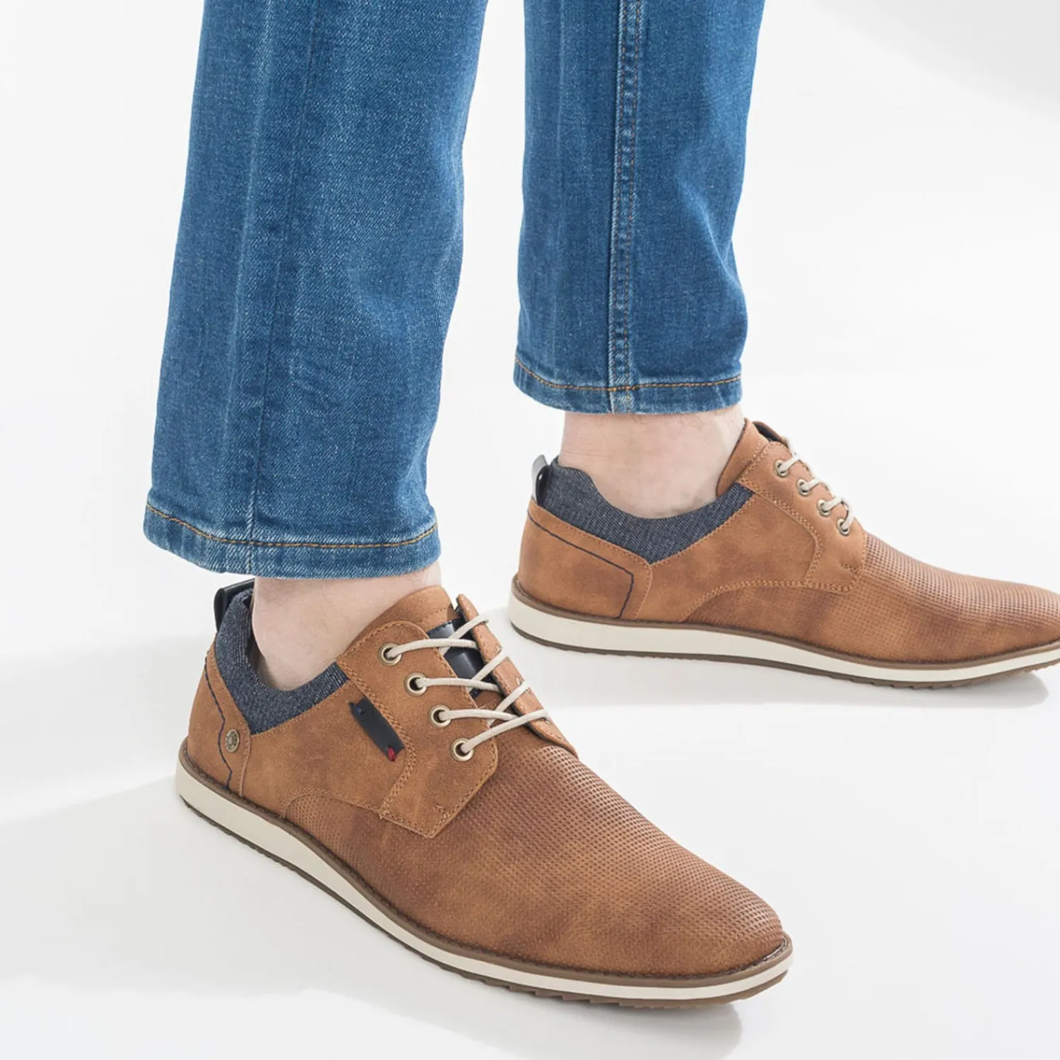 Eram Chaussures De Ville^Derby confort cognac perforé CAMEL
