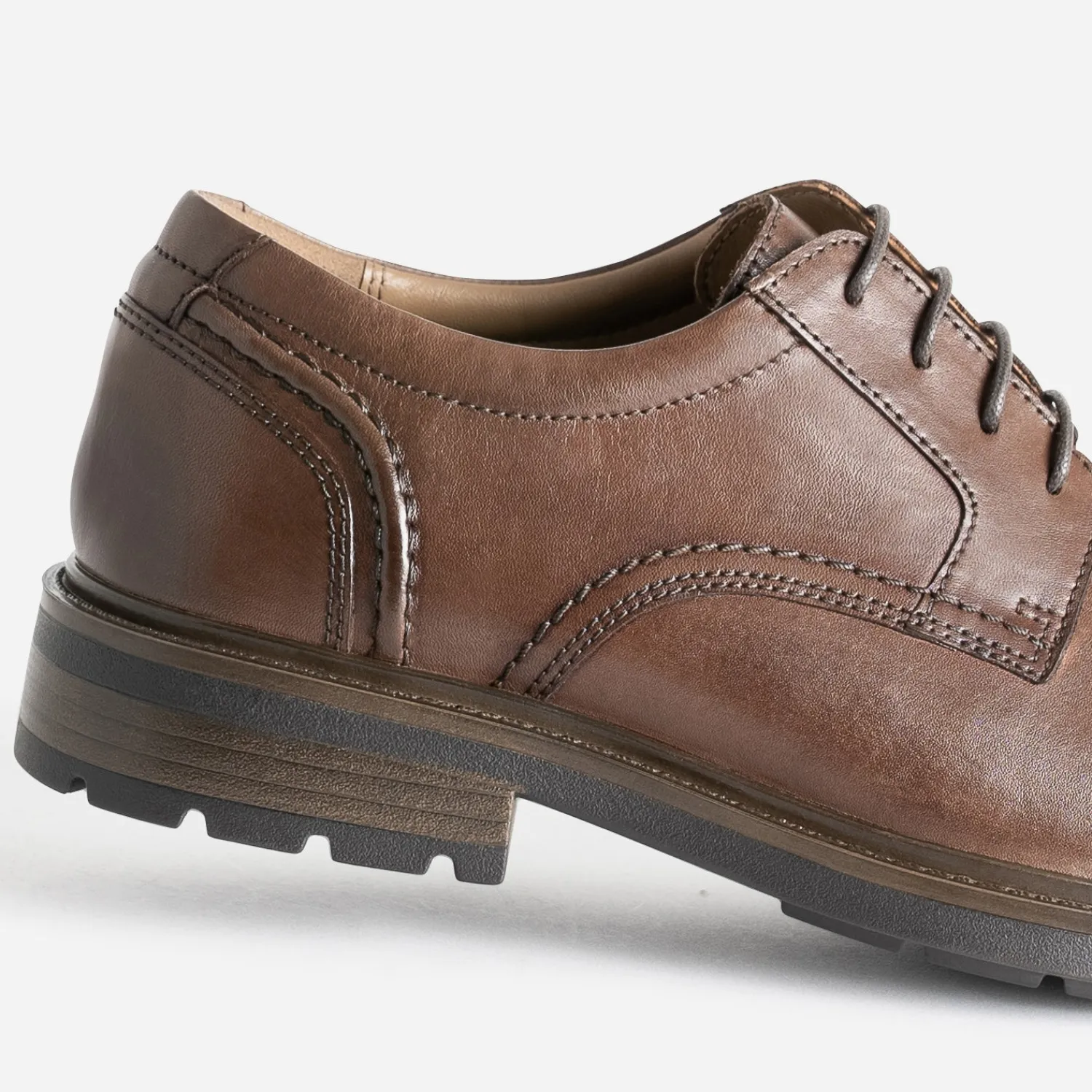 Eram Chaussures De Ville^Derby en cuir détail bout droit MARRON