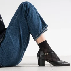 Eram Escarpins^Escarpin-salomé éco-conçu en cuir NOIR