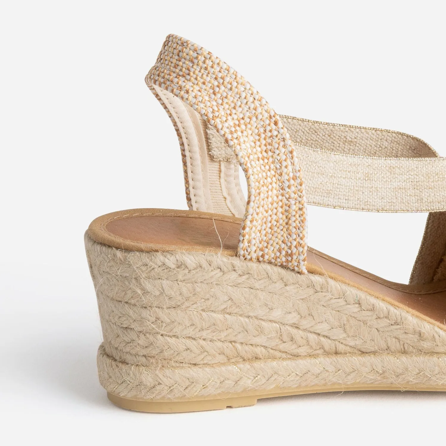 Eram Sandales^Espadrille compensée beige et camel pailleté or en toile MULTICOLORE