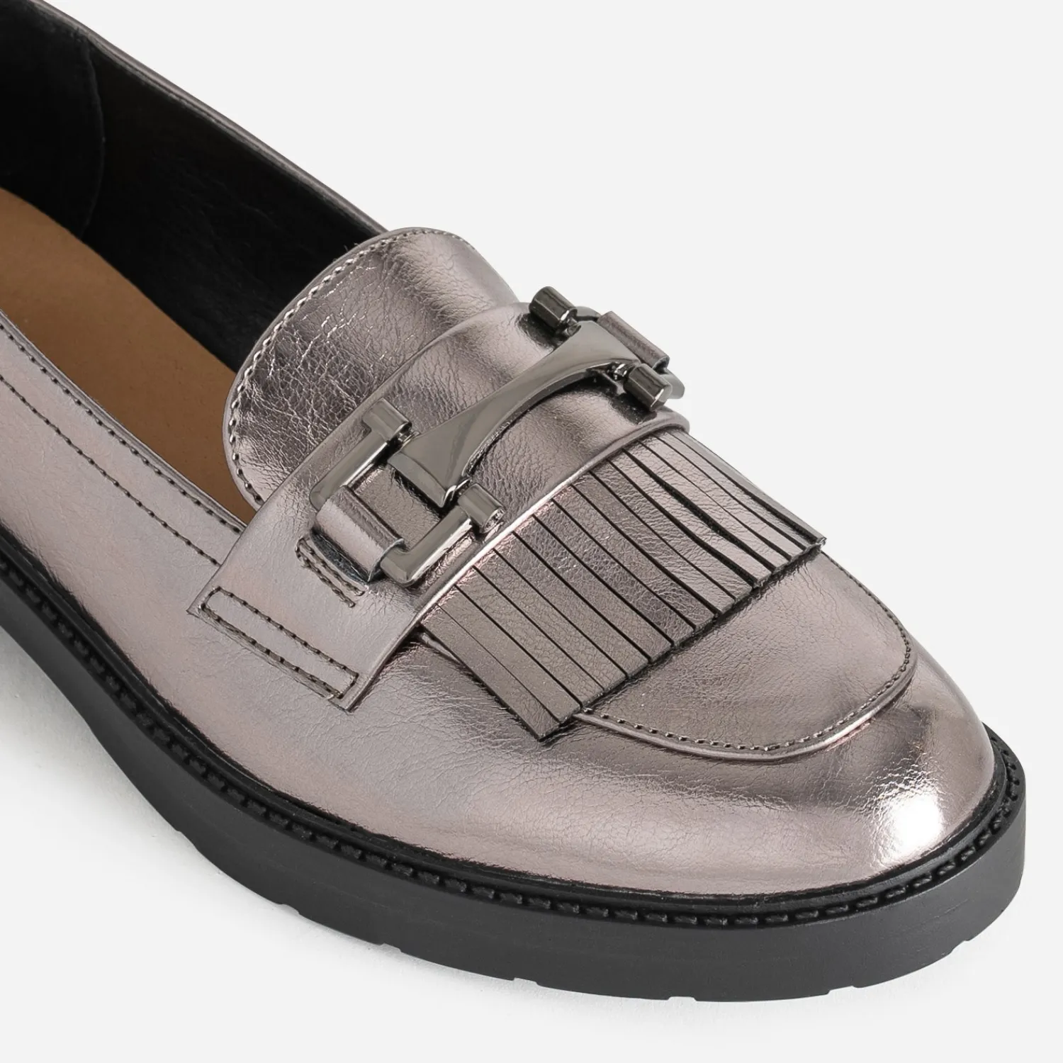 Eram Mocassins/Slippers^Mocassin gris foncé métallisé à franges METALISE