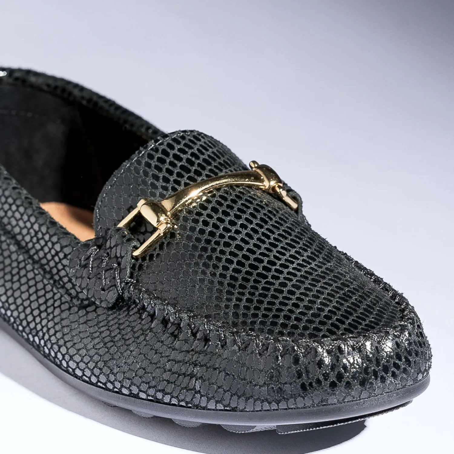 Eram Mocassins/Slippers^Mocassin en cuir velours effet python NOIR