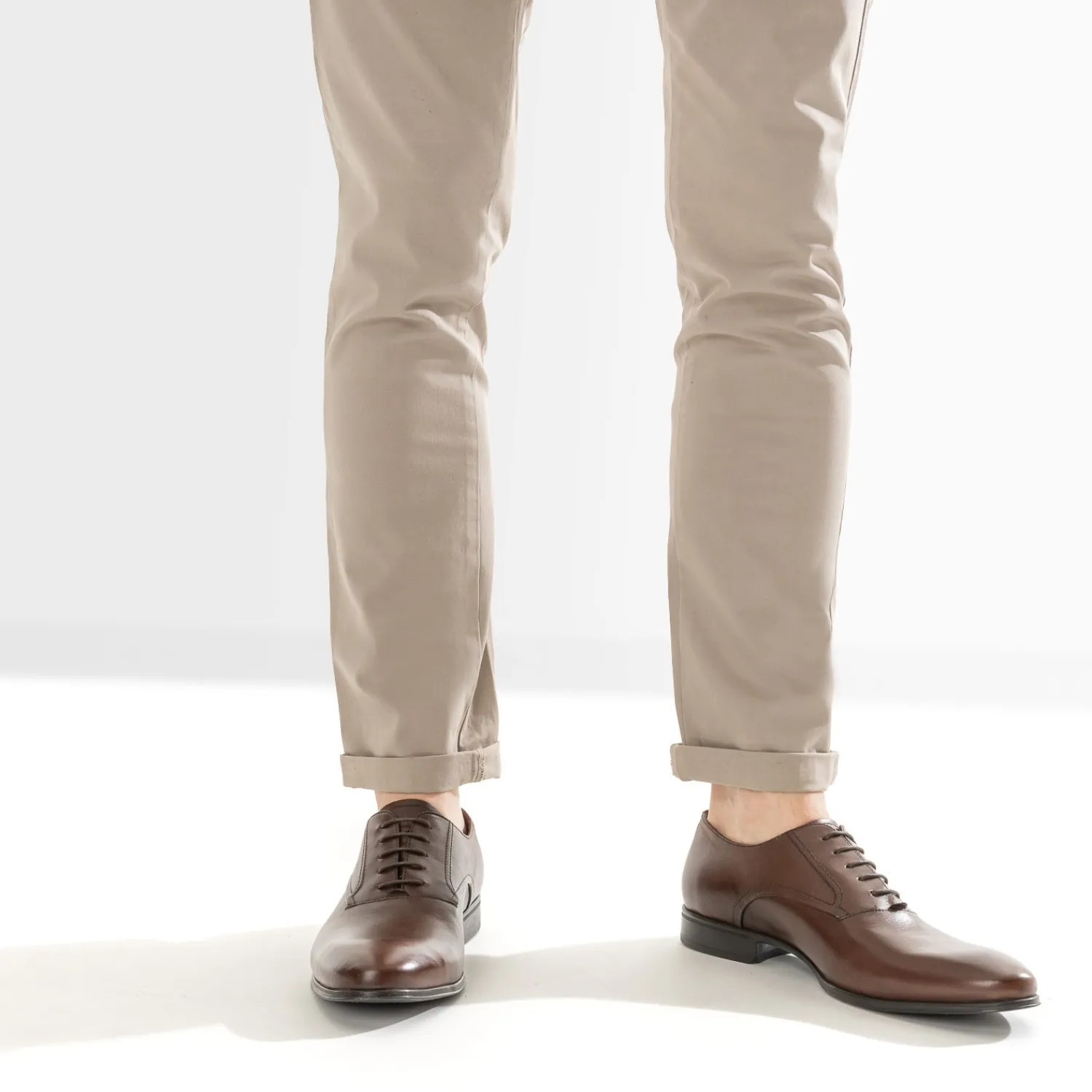 Eram Chaussures De Ville^Richelieu marron en cuir COGNAC