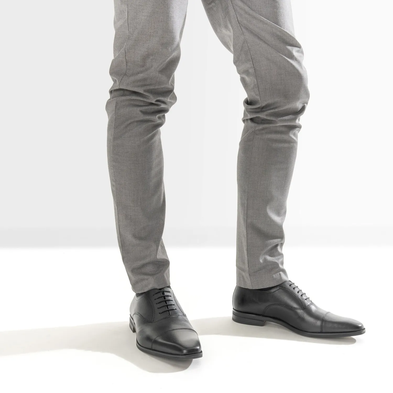 Eram Chaussures De Ville^Richelieu en cuir NOIR