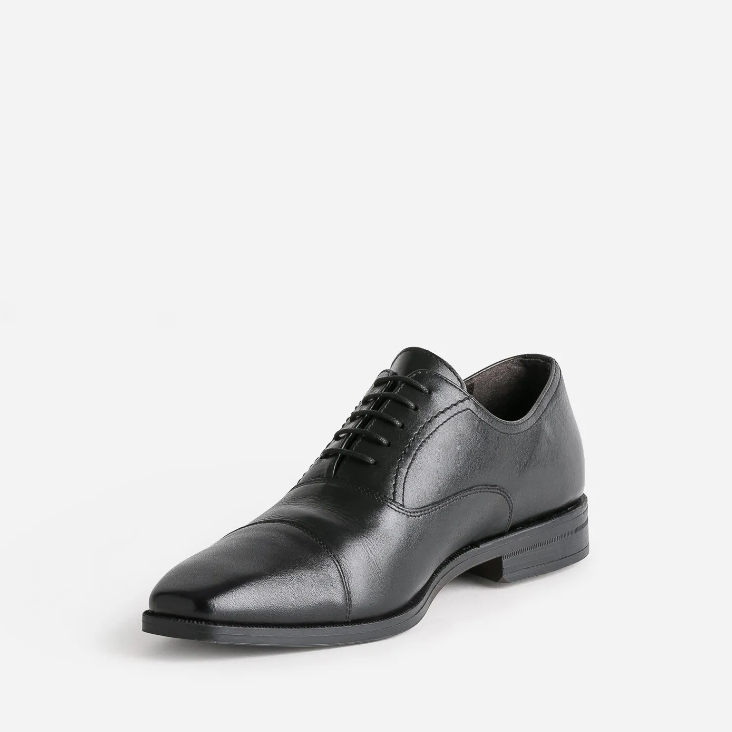 Eram Chaussures De Ville^Richelieu en cuir NOIR