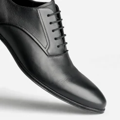Eram Chaussures De Ville^Richelieu en cuir NOIR