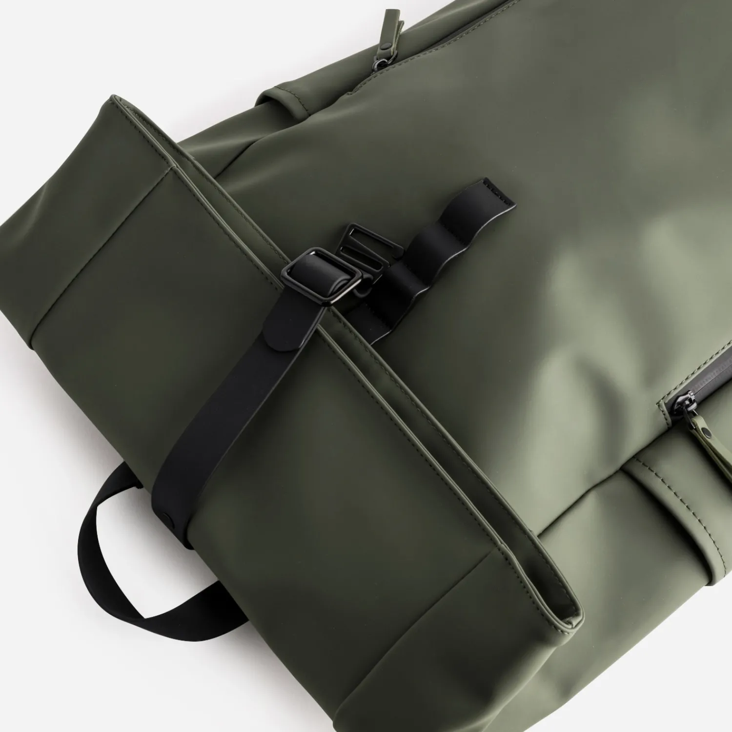 Eram Sacs|Sacs & Besaces^Sac à dos mat toucher gomme KAKI