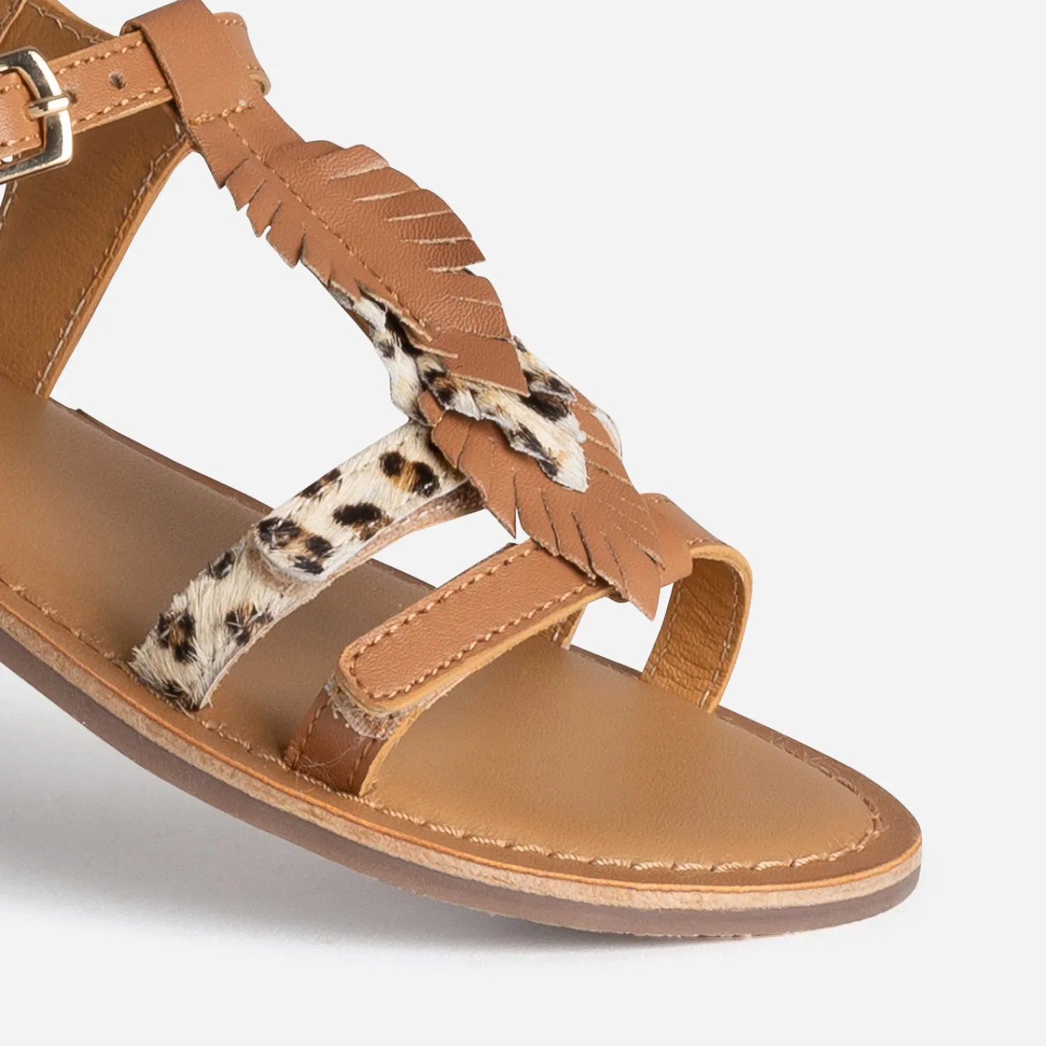 Buggy Sandales^Sandale cuir décor plumes CAMEL
