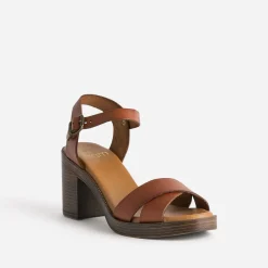 Eram Sandales^Sandale en cuir éco-conçu CAMEL