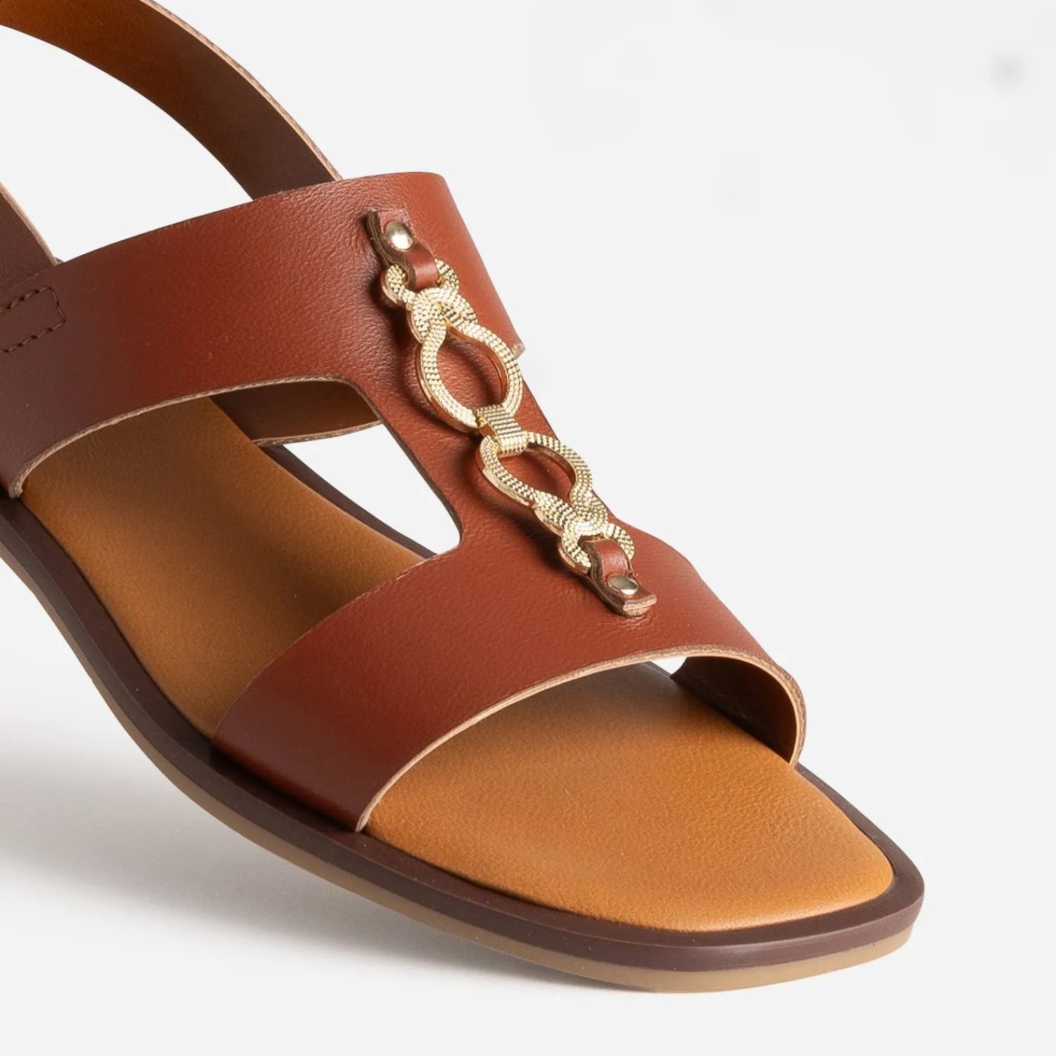 Eram Sandales^Sandale cuir détail bijou COGNAC