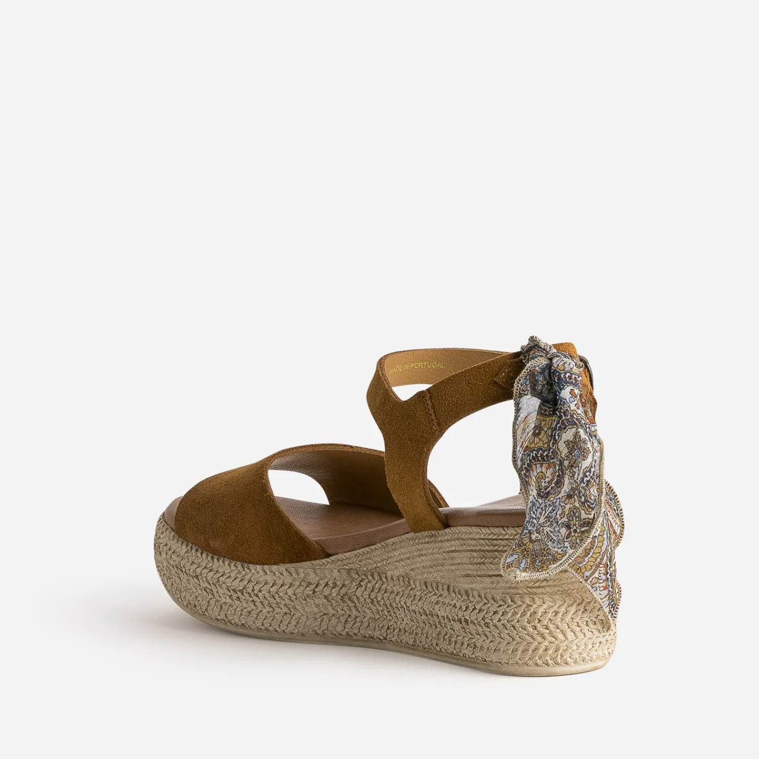Eram Sandales^Sandale compensée cuir velours éco-conçu CAMEL