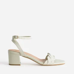 Eram Sandales^Sandale en cuir blanc cassé ECRU