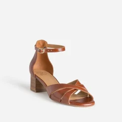 Eram Flex Sandales^Sandale cognac cuir brides croisées MARRON