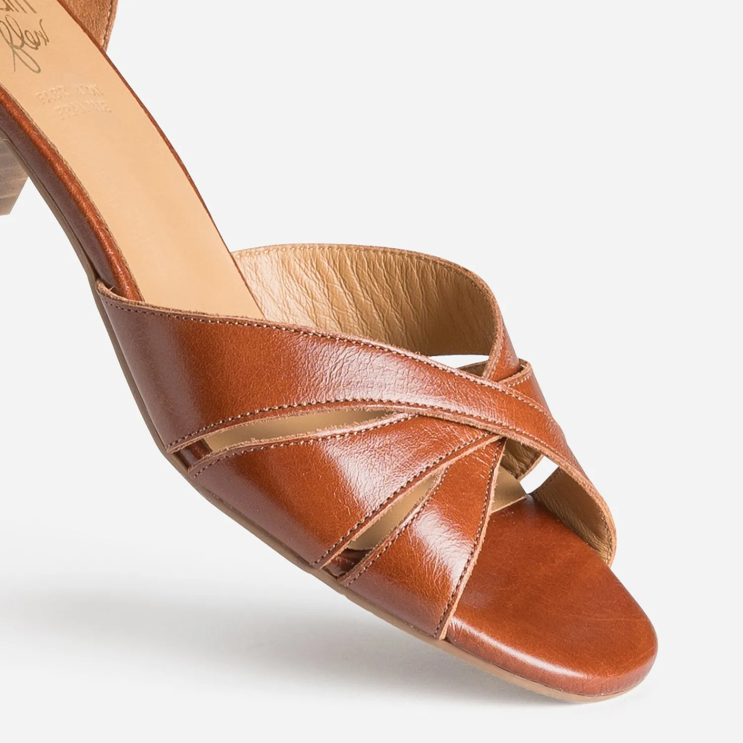 Eram Flex Sandales^Sandale cognac cuir brides croisées MARRON