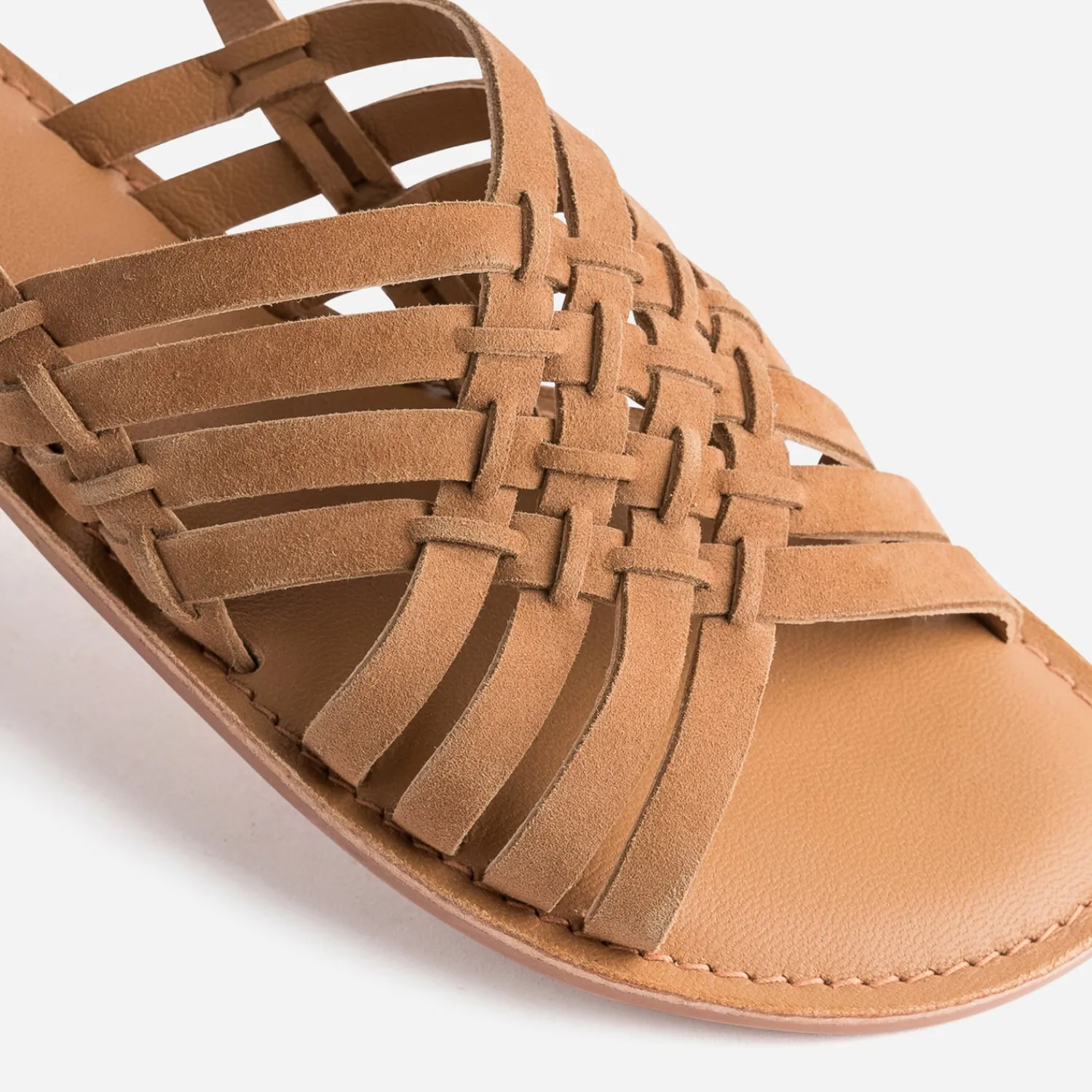 Eram Sandales^Sandale marron en cuir velours tressé TAUPE