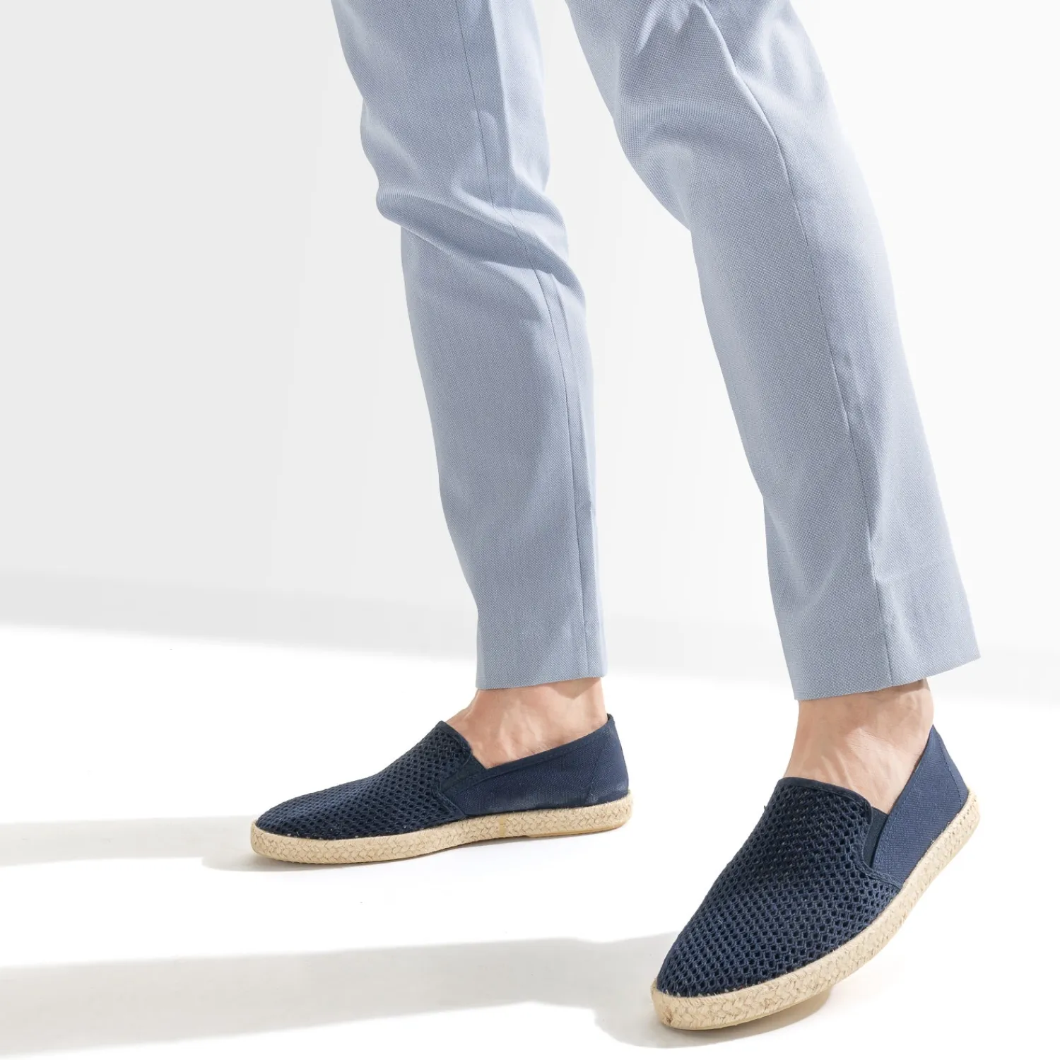 Eram Espadrilles^Slip-on ajouré en toile et mesh MARINE
